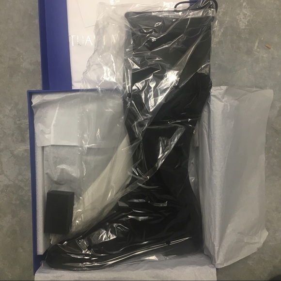 ๐น๐ Stuart Weitzman โฆ Kneezie Stretch Suede Boot - Picture 8 of 8